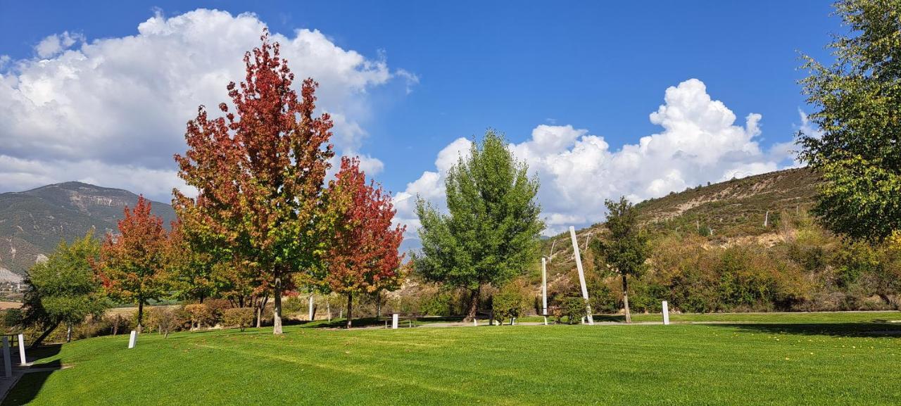 Acogedor Apartamento En Las Margas Sabiñánigo エクステリア 写真